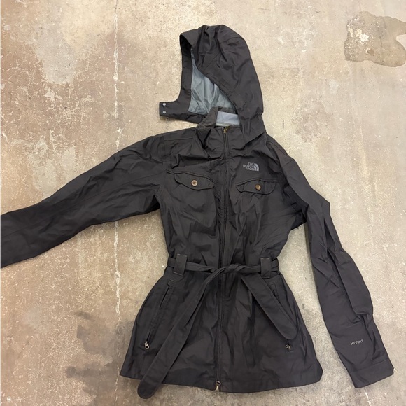 North face brown plaid belted spring jacket - Picture 2 of 7